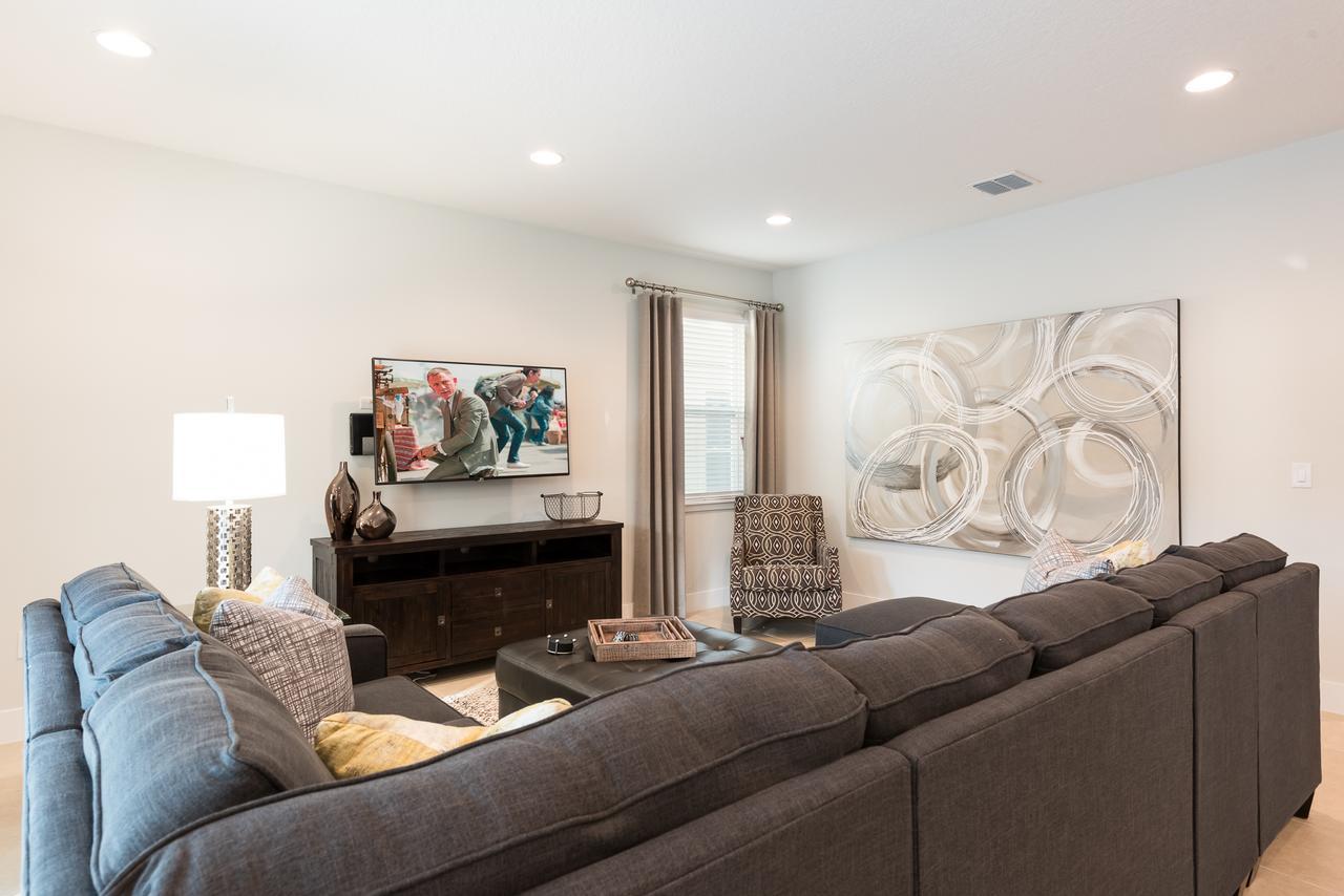 Alluring Home By Rentyl With Private Pool Near Disney - 310P Orlando Kültér fotó